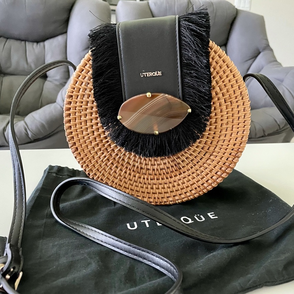 Uterque straw bag
